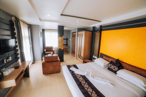 Amarjeet Hotel in クセオン