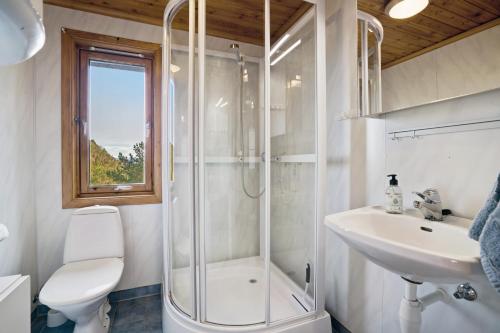 Shower, Mortenhytta, Valevag in Valevag