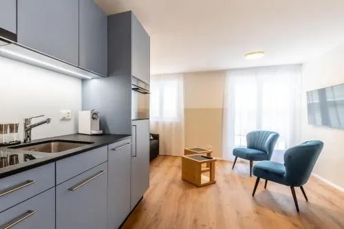 Alpines Bijou-Meiji Haus Juliana an der Bergbahn in Zermatt, Schweiz