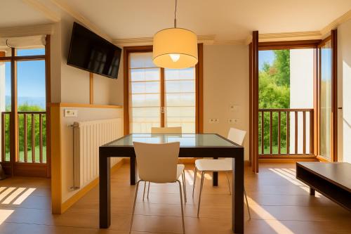 Apartamentos Turisticos Talaimendi - image 4