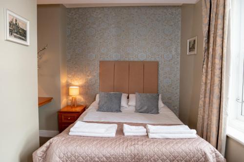 1 double bed