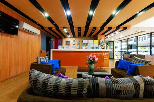 พีดีเอ ลอดจ์ โฮเทล (PDA Lord Hotel) in บางกะปิ