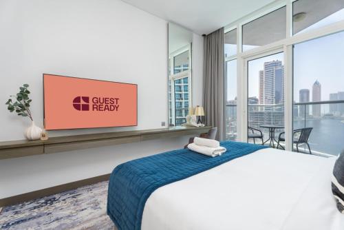 GuestReady - Canal View | Studio + Sofa Bed, Дубай