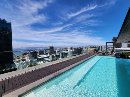 Bree Luxe Living - image 11