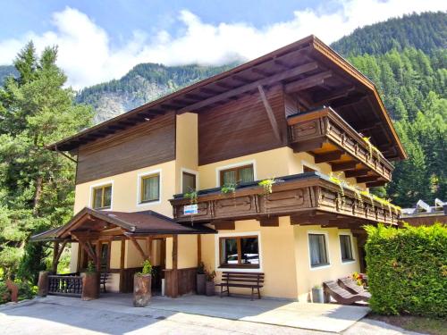 Holiday Home Waldhof by Interhome in Im Brand, Österreich