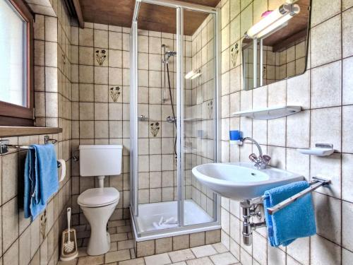 Apartment Max by Interhome in Langenfeld