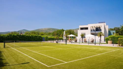 Villa Marijeta exclusive 5 star villa with 50sqm private pool, 6 bedrooms and playroom, Split (photo 5)