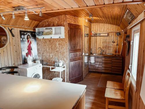Kitchen, Seaside Klaukse Little in Leesi