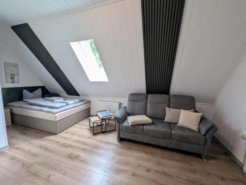Pensionszimmer 5, WLAN, Kuche, Parkplatz in Twist