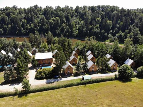 A szálláshely kívülről, Baribouda - Chaty Na Rybárně (Baribouda - Chaty Na Rybarne) in Vraz U Pisku