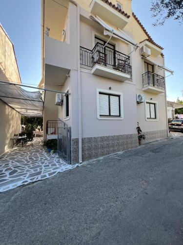 Village Apartment in 마라티아스 (포키스)