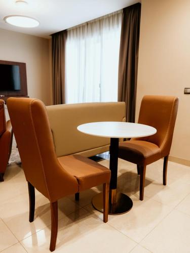 Kingjada Hotels & Apartments Room Type - Superior Double or Twin Room