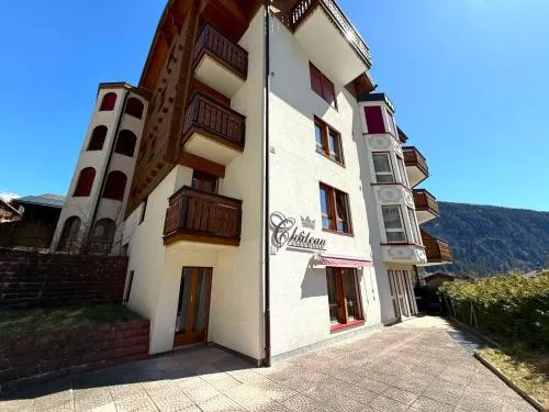 Château 01 in Leukerbad, Schweiz