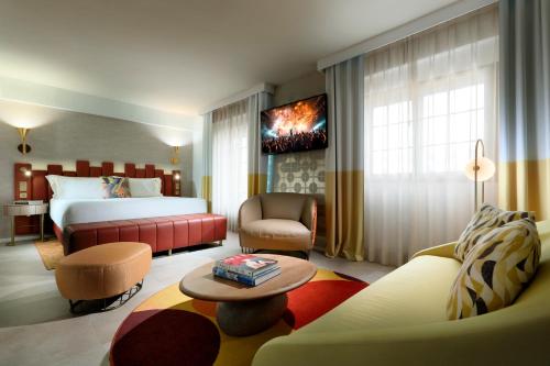 room detail thumbnail 0