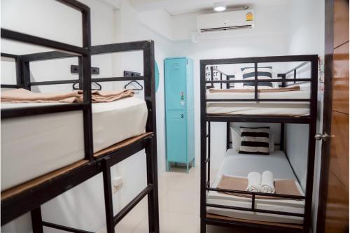 Shared room, mixed dormitory, 4 guests