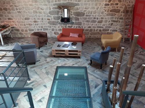 Exterior view, La cle des Champs in Essertines-en-Chatelneuf