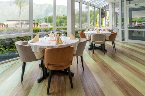 Restorāns, Hotel Jezero in Bohiņsko Jezero