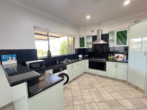 Queen Room in Hurlstone Park - CS1 in Marrickville