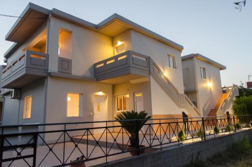  Iokasti Homes in Kato Galatas