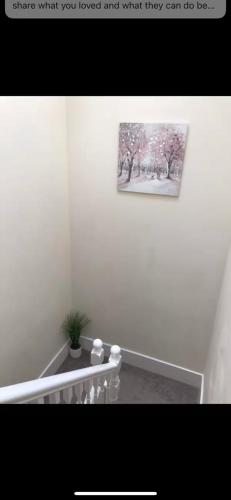 34 - Room 4 - Uplands