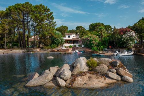 Villa Sempietru, 8 pers, lagon & plage à pied (Villa Sempietru, 8 pers, lagon & plage a pied) in Cala Rossa