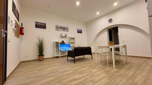 Létesítmények, Casa LORMA in Casa Santa