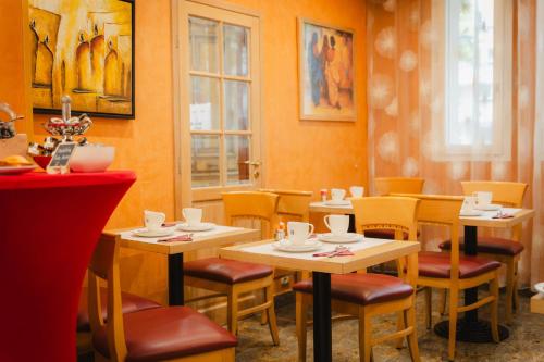 Grand Hotel Dore - image 43