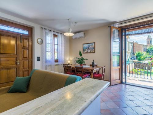 Apartment Le rondini by Interhome in มอนเตปุลชาโน