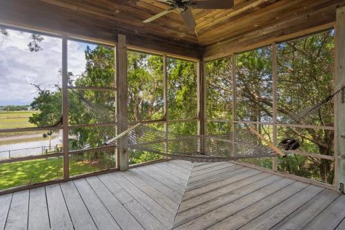 Kitchens Creek home by Peace Vacations - image 9