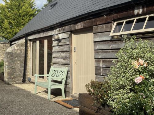 المنظر الخارجي, The Bullpen Cotswolds Farm Stay With Pool in Lechlade