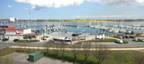 Weitblick in Sudstrandpromenade