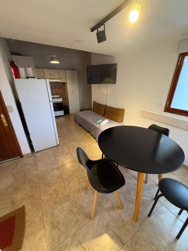 Departamento cerca del centro - Carhue - image 4
