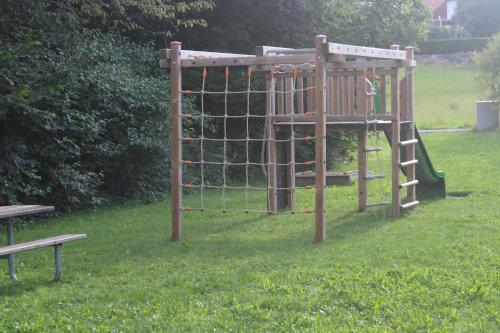 兒童遊樂場, Liselotte's room in 于伯斯托夫