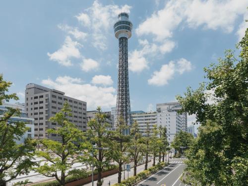 Nearby attraction, Ludens House横浜山下公園 in Osanbashi Pier