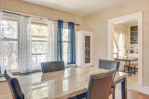 2 Mi to Zoo Charming Apt with Balcony in Cleveland, Cleveland (foto 8)
