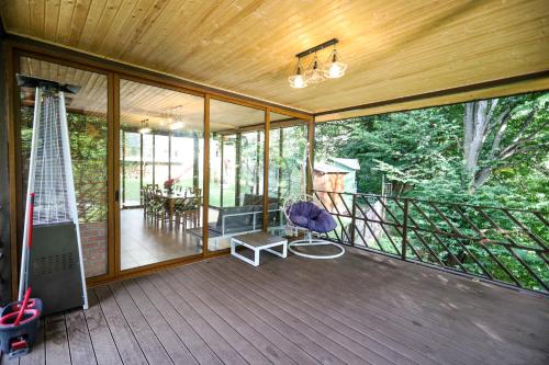 Kert, Cabana Emana in Teșila