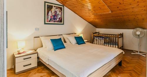 Apartment Gaudeamus - image 11