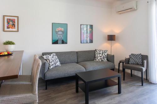 L4 Fayad 2BDR Hotel des Postes Central, Massena AC 2Balconies, Nice (photo 2)