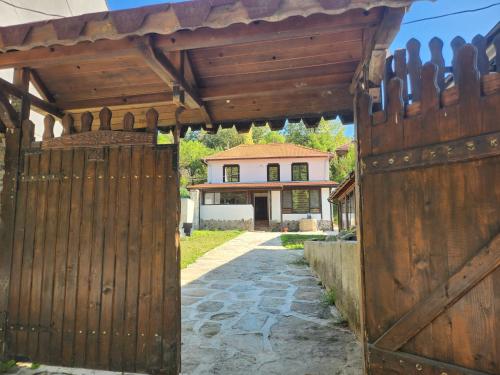 Еребор, Tryavna (foto 3)