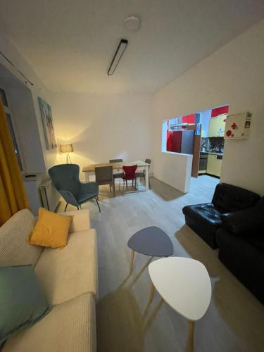 NEWBORN HOSTEL Prishtina in Пріштіна