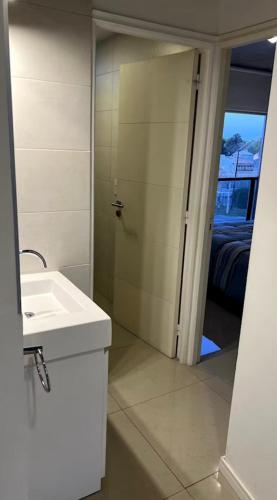 Condominio en Fisherton in 안타르티다 아르헨티나