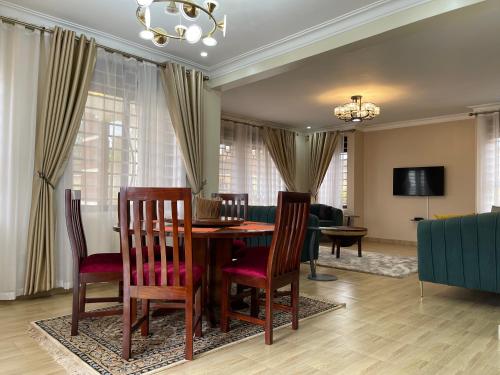 Fasilitas, Masindi Serenity - Hills View Residence - 5 min from Chimpanzee Trekking in Masindi