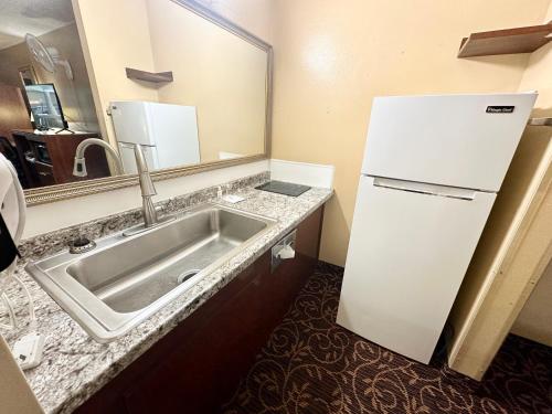 Clarion Inn Pocatello - image 8