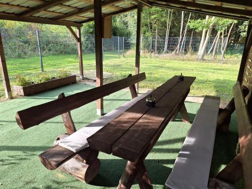 Ferienwohnung am Wald in Λένγκενφελντ