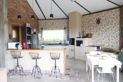 Villarejo Santa Cruz in Delfim Moreira