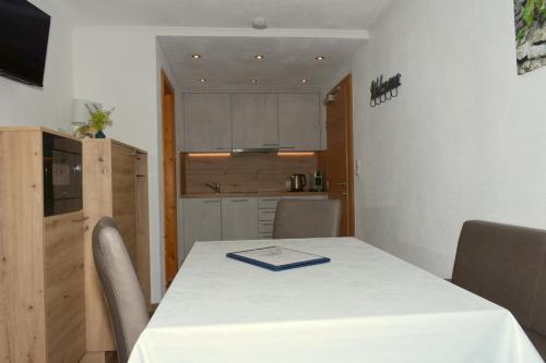 Apart Günther - image 3
