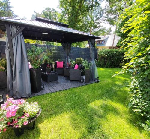 花園, 蘇菲小姐旅館 (Pension Miss Sophie) in 基里茨