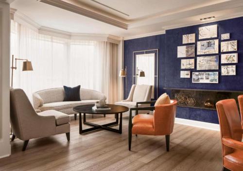 Fairmont Gold King Room