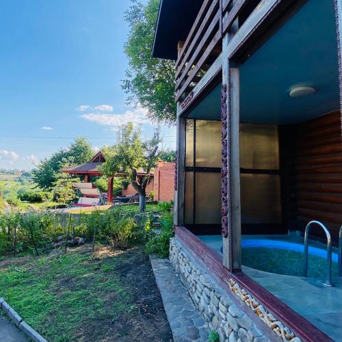 ПростоРа Нагірна in Trypillya