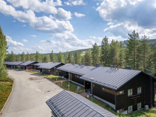 المنظر الخارجي, Siiri, Vuokatti I Lähellä rinteitä (Siiri, Vuokatti I Lahella rinteita) in Sotkamo